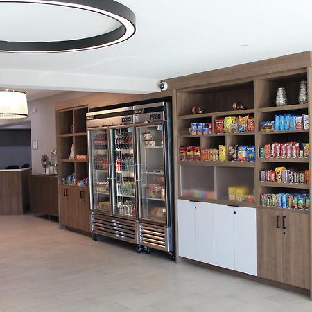 Holiday Inn Dallas Market Ctr Love Field By Ihg Exteriör bild