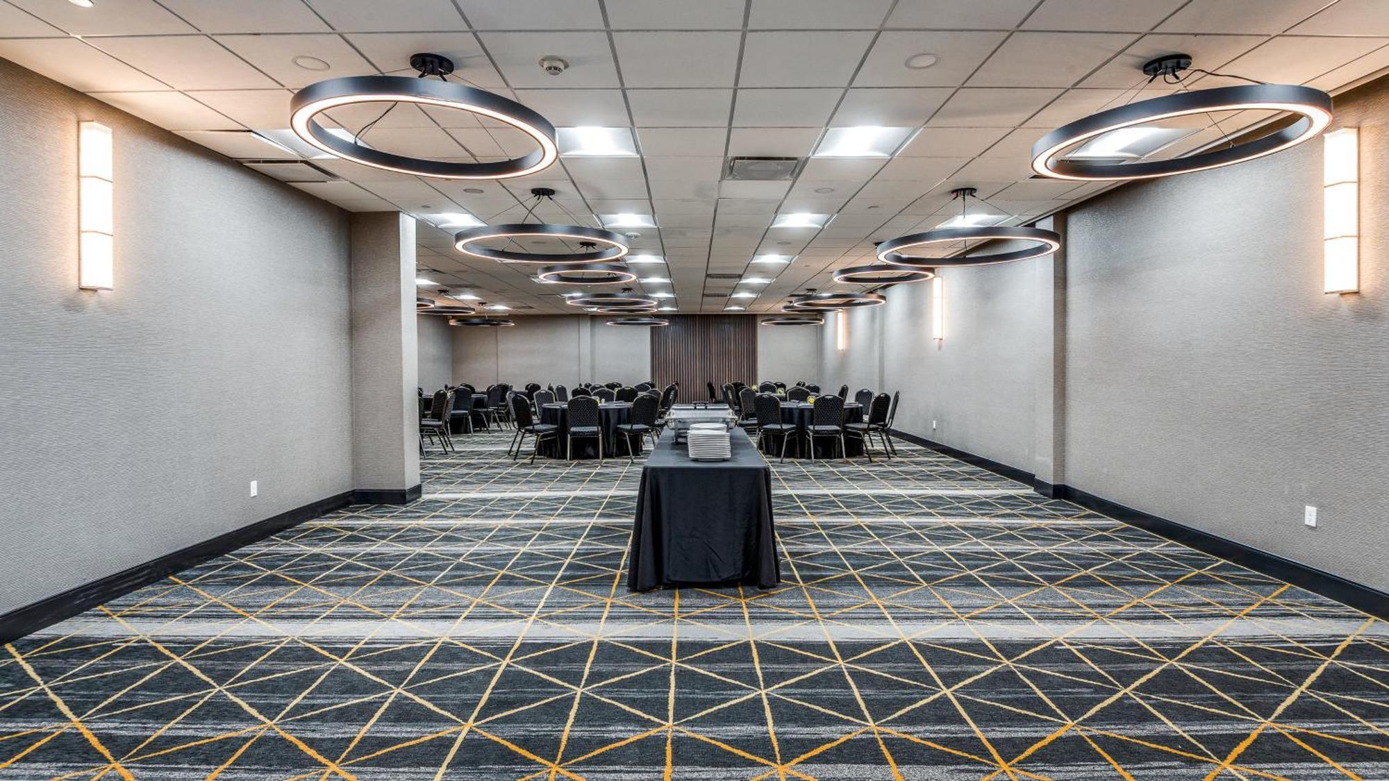 Holiday Inn Dallas Market Ctr Love Field By Ihg Exteriör bild